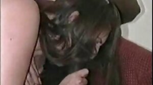 Seorang lesbian sedap kena jolok milf pussy menjilat si rambut coklat ahli pertubuhan asia